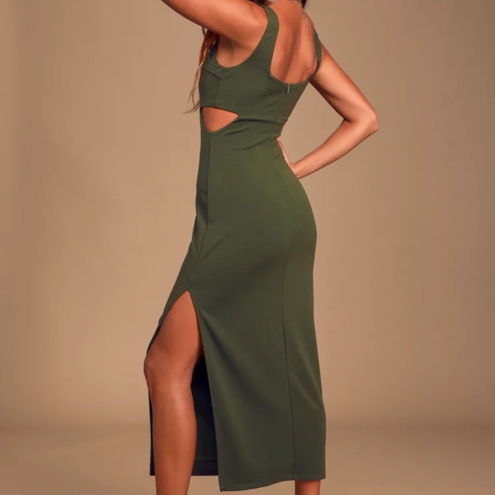 Lulu’s Green Cutout Midi Dress
